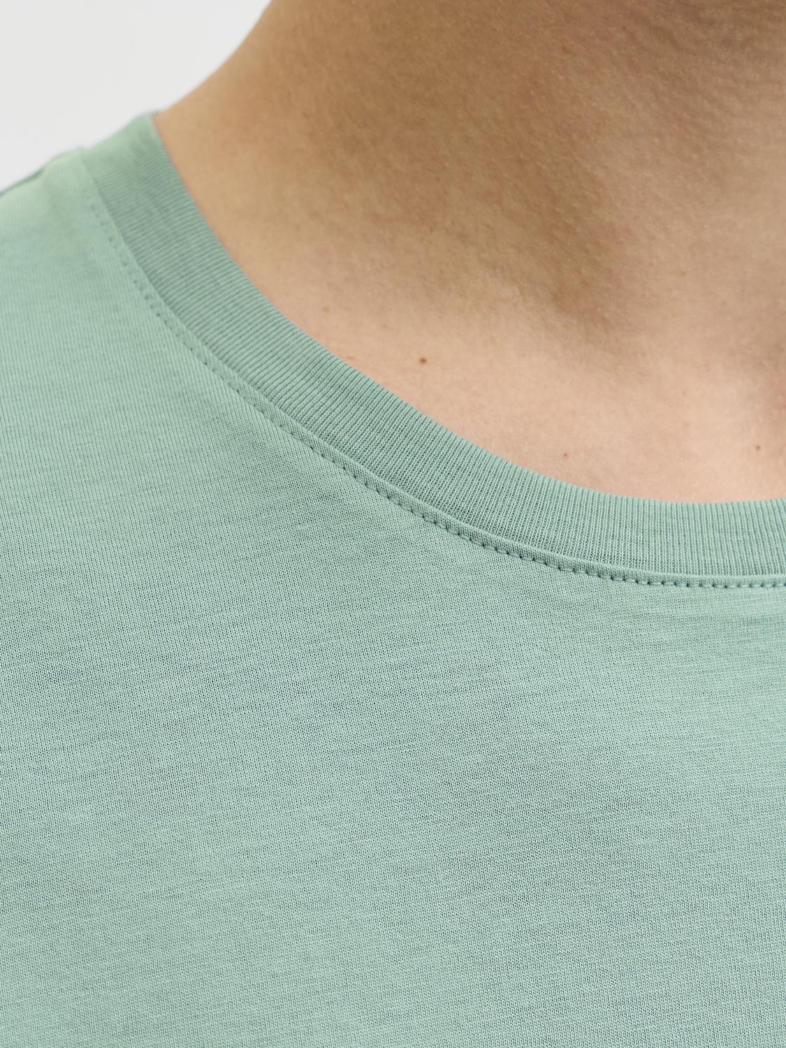 model_shot-detail